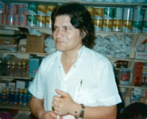 Dr. Jorge Badilla, fundador Farmacia Ibarra, Ciudad Nelly